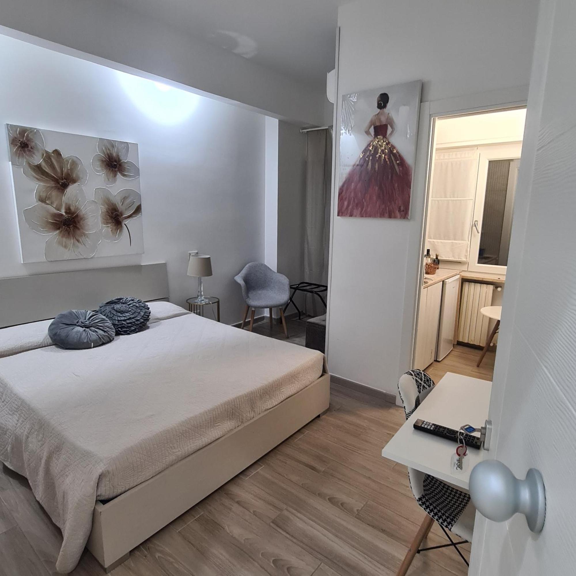 Ruggero Settimo Gallery Bed & Breakfast Palermo Luaran gambar